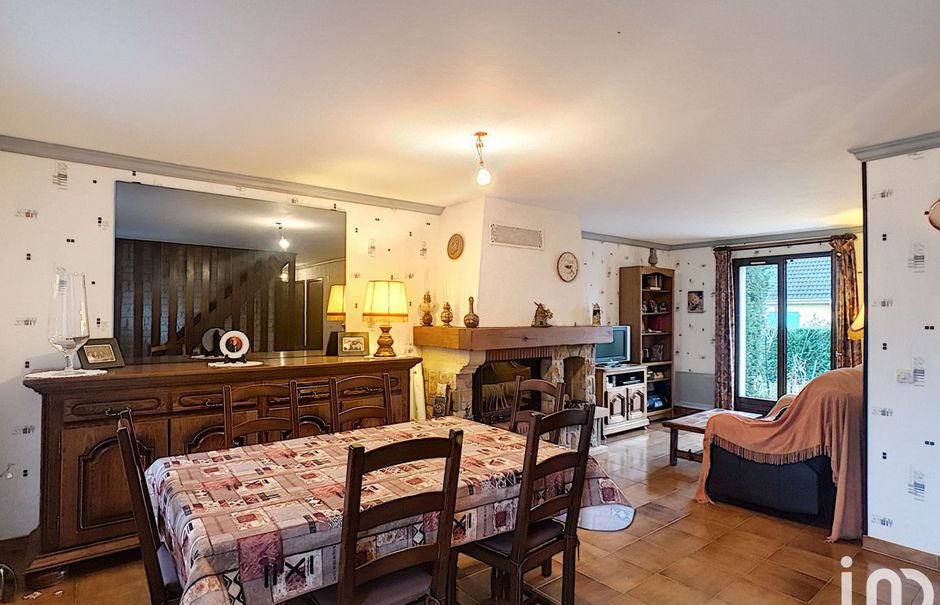 Vente maison 2 pièces 103 m² à Gournay-en-Bray (76220), 183 000 €