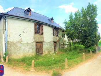 maison à Castillon-en-Couserans (09)