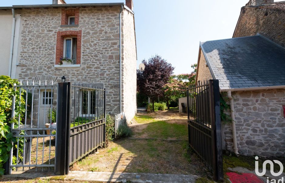 Vente maison 4 pièces 97 m² à Saint-Maurice-la-Souterraine (23300), 118 500 €