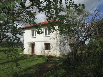 maison à Saint-Front-de-Pradoux (24)
