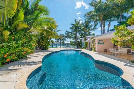 La villa d’Elizabeth Taylor en vente à Miami