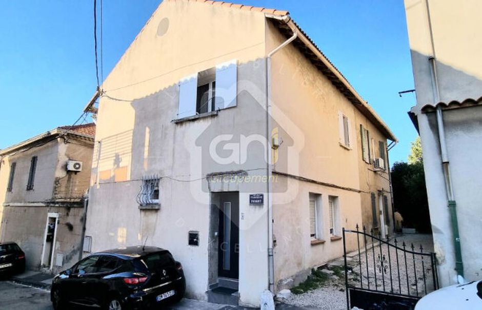 Vente maison 5 pièces 120 m² à Marseille 16ème (13016), 230 000 €