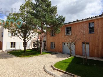 maison à Châteauneuf-sur-Charente (16)