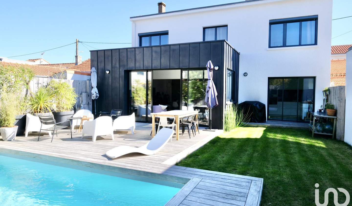 Maison avec piscine et terrasse La Rochelle