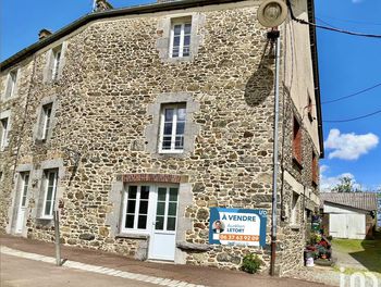 maison à Saint-Sauveur-Lendelin (50)
