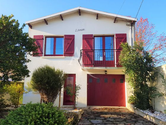 Vente De Maisons A L Aiguillon Sur Mer 85 Maison A Vendre