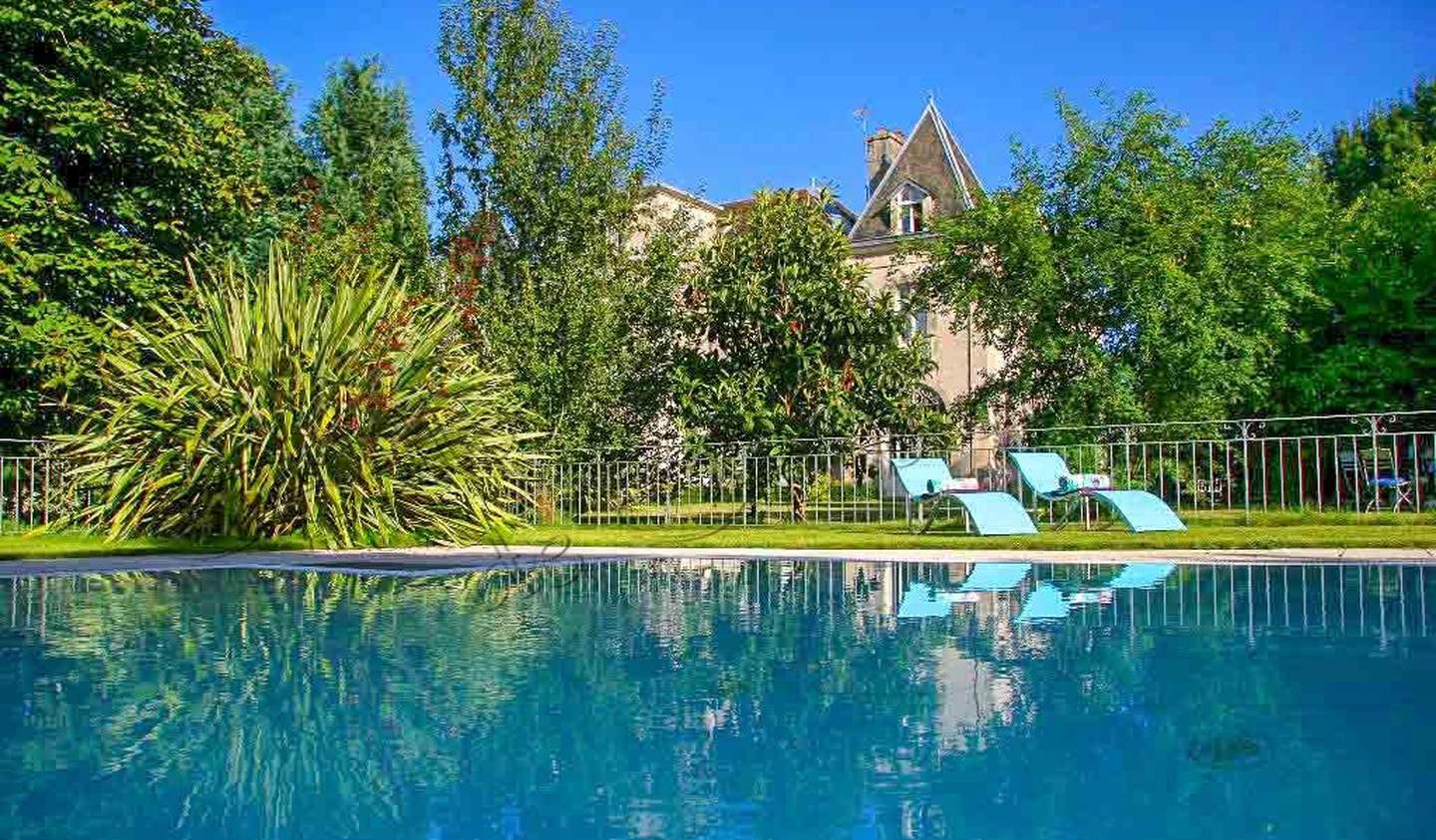 Vente Chateau Quimperle 867 350 650 M