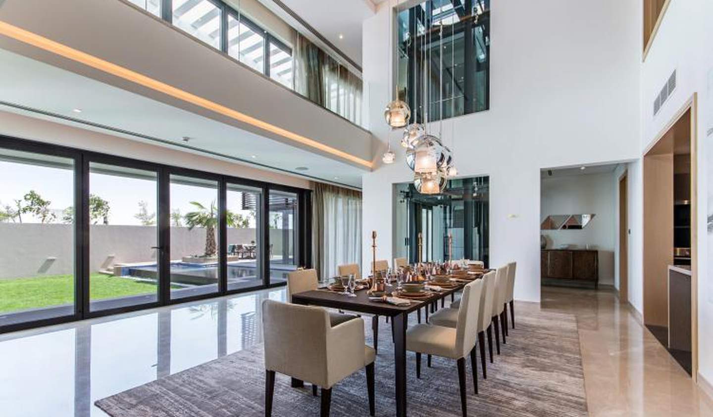 Villa avec piscine et terrasse Dubaï