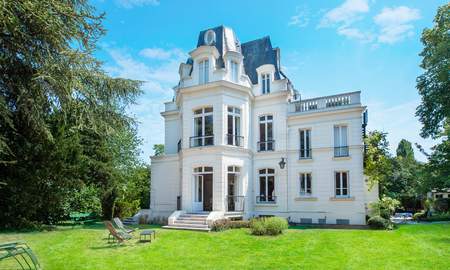 Hotel Particulier Saint Cloud A Vendre Achat Et Vente Hotel