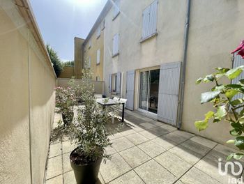appartement à Sainte-Cécile-les-Vignes (84)